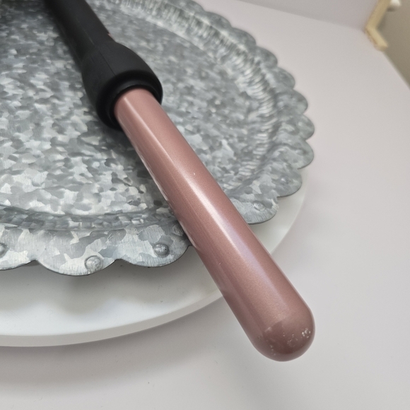 ⭐️40% Off⭐️Foxybae Hair Curling Wand 25 mm - Picture 3 of 9